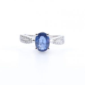 blue sapphire ring